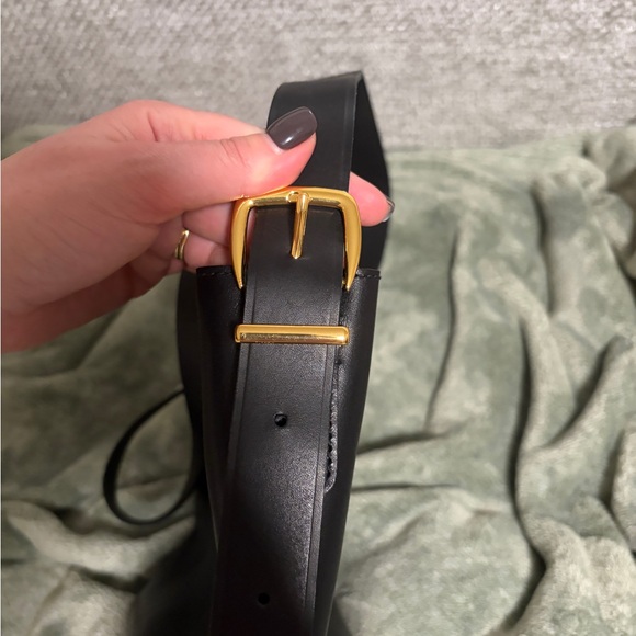 Madewell The Essential Mini Bucket Tote - Picture 4 of 8